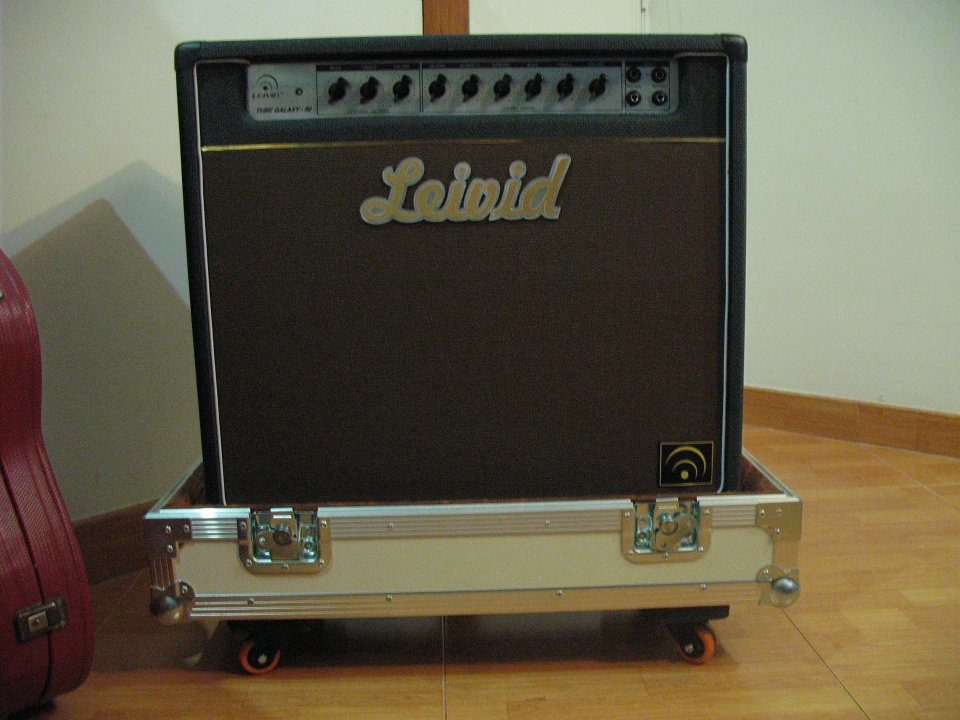 AMPLIFICADOR DE GUITARRA TUBE GALAXY